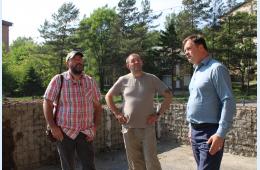 10.06.2025 В Партизанске продолжается реконструкция главной площади | Администрация муниципального округа город Партизанск Приморского края Официальный сайт