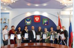 28.04.2025  Специалистам по охране труда вручили Почетные грамоты и благодарственные письма | Администрация муниципального округа город Партизанск Приморского края Официальный сайт