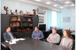 20.01.2026 Три земских тренера приехали в Партизанск | Администрация муниципального округа город Партизанск Приморского края Официальный сайт